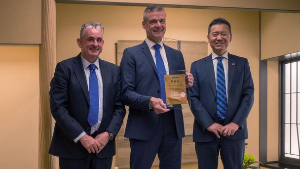 Feintool Japan wins prestigious award from Imasen.